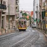 Lisbon Dreams Estrela Suites